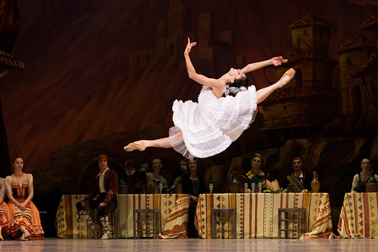 Natalia Osipova in Laurencia by The Mikhailovsky Ballet