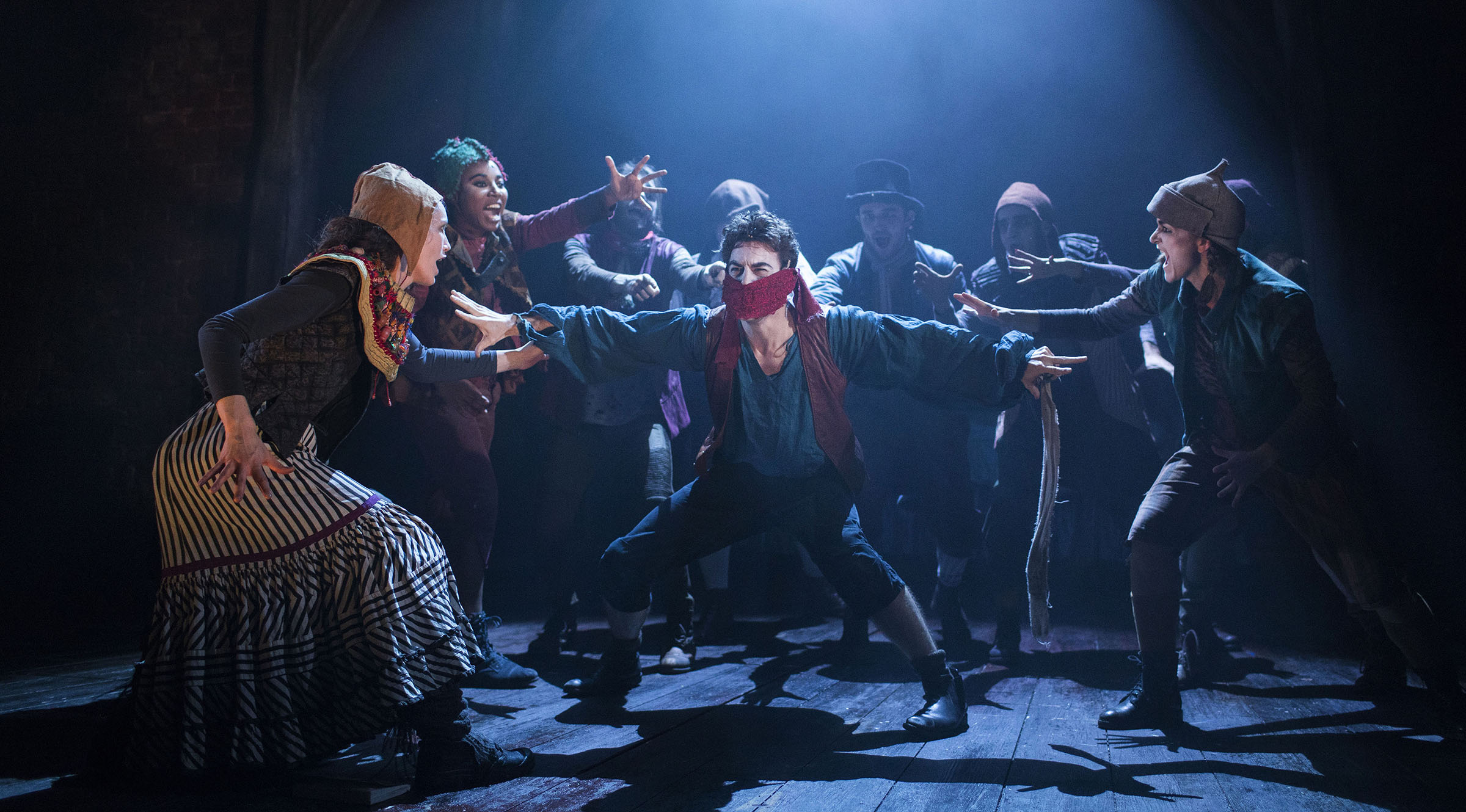 The Grinning Man production photography