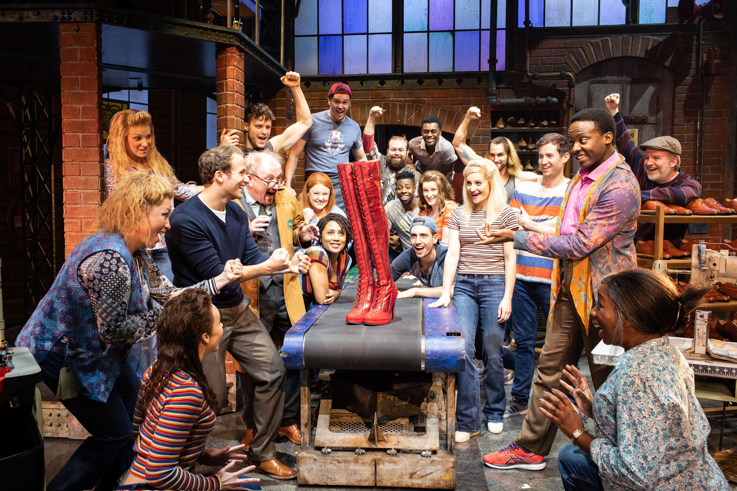 The cast of Kinky Boots UK Tour 2018