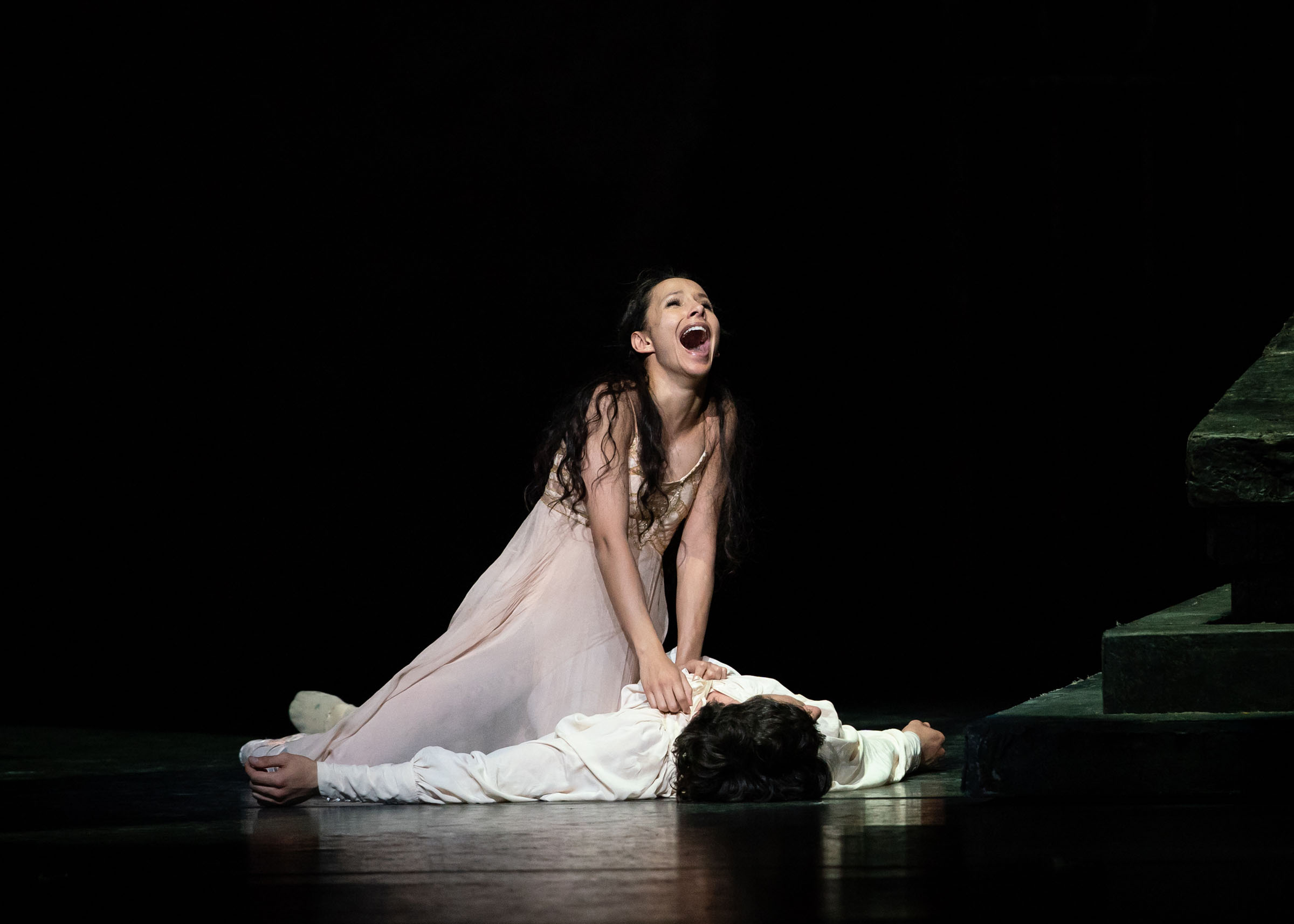 Francesca Hayward as Juliet and Cesar Corrales as Romeo in Romeo and Juliet