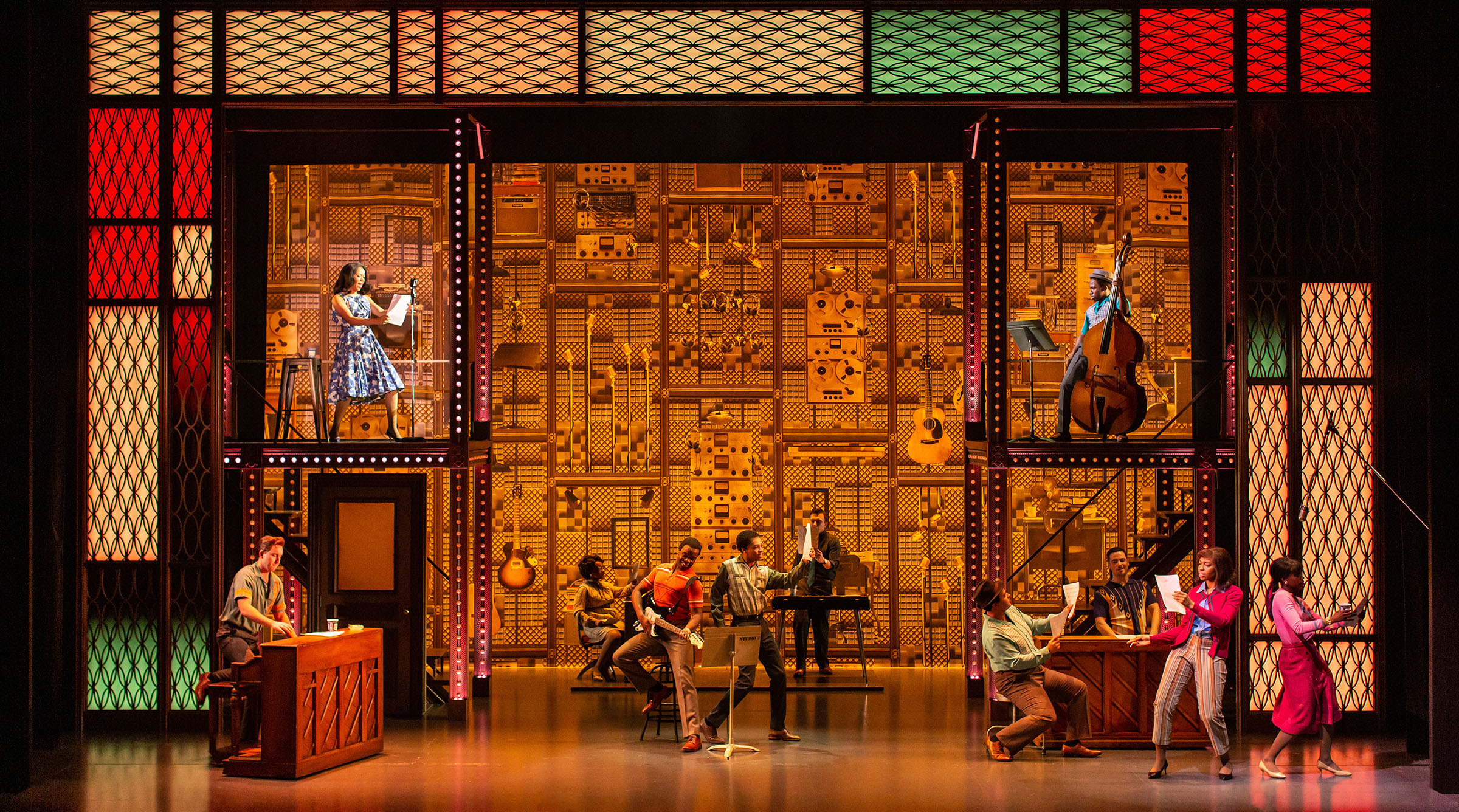 Production photography of Beautiful - The Carole King Musical Copyright Helen Maybanks 2020